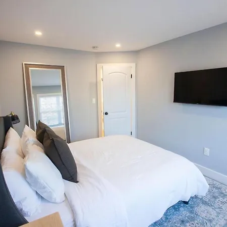 Alafia- Cozy Jfk Area Home - This Property Is A Hosted Property Meaning The Host Live On Site New York City Exterior photo
